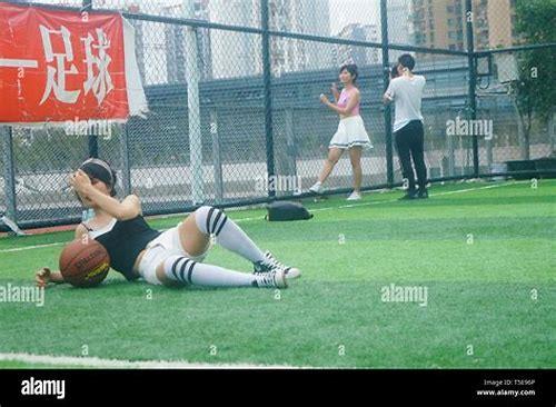 深圳模特拍摄：时尚之都的视觉盛宴与专业之道